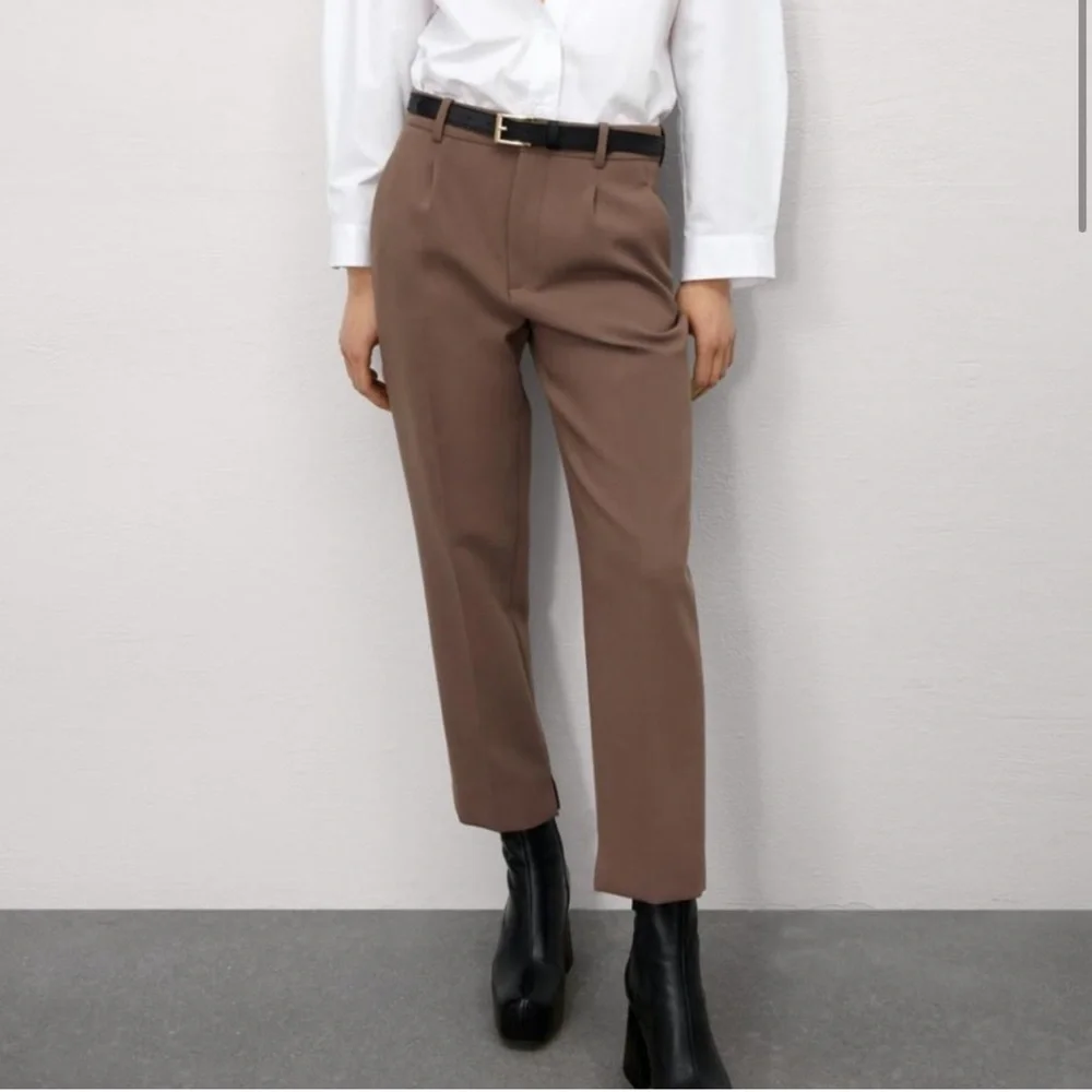 ZARA Trendy Business & Play Woman trousers, Relaxed in milky chocolate 🔥🔥🔥 - Picture 1 of 7